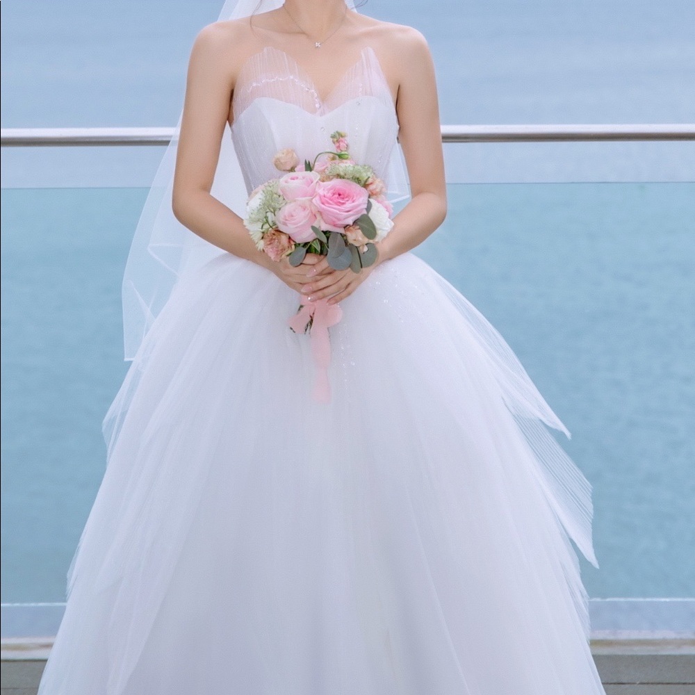 Wedding Dress Size 0-2 Wore Once